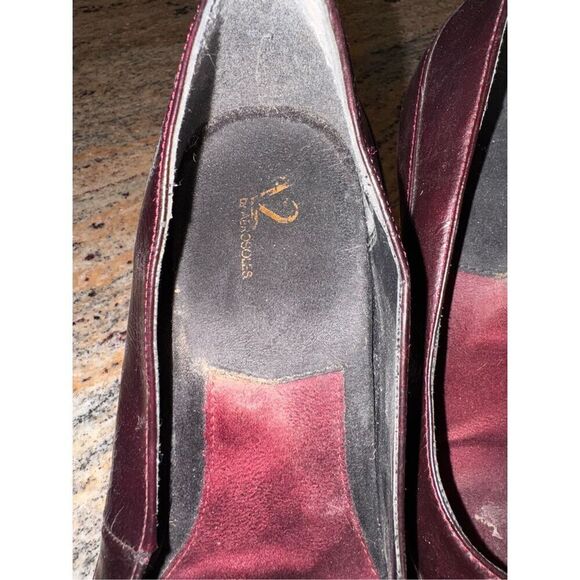 A2 Aerosoles Big Ben Peep Toe Pump Heels Maroon Faux Leather Size 9 - Picture 11 of 12